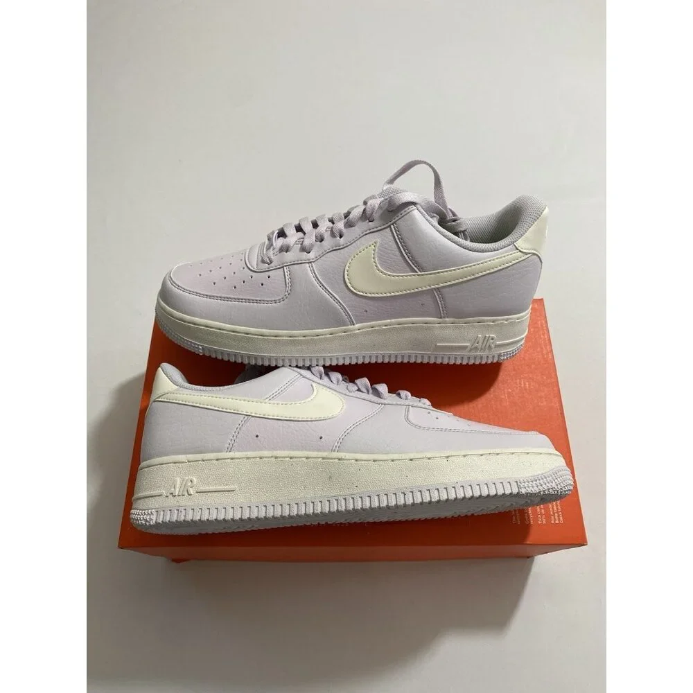 New Women’s Size 10 -Nike Air Force 1 '07 SE Next Nature Barely Grape DV3808 500 - Picture 3 of 10